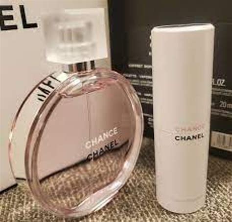 chanel chance eau tendre smells like|chanel chance vs tendre.